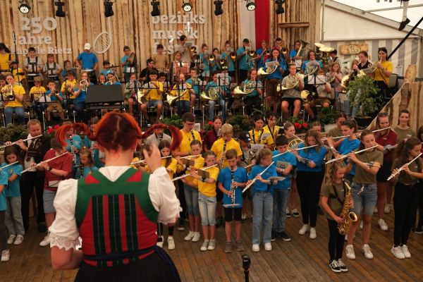 bezirksmusikfest2023-slideshow4-123B3F5C3-A2F3-FA8C-5C84-6BD5AA308B55.jpg